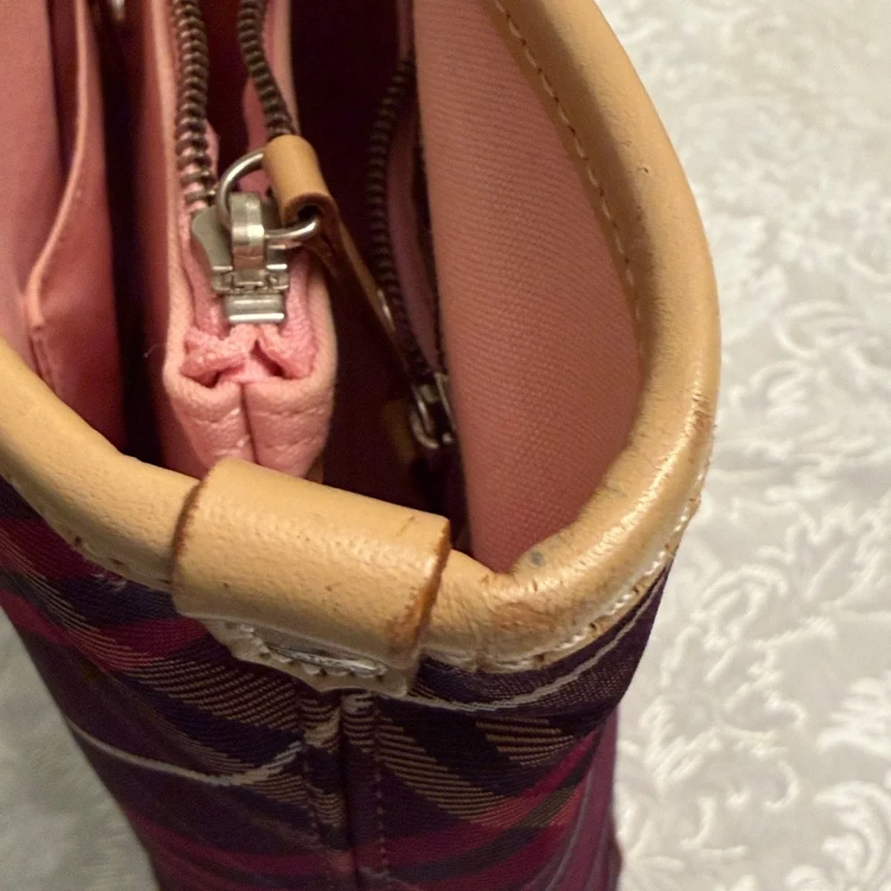 Burberry Nova Tote💕free Canvas Burberry Cosmetic Case